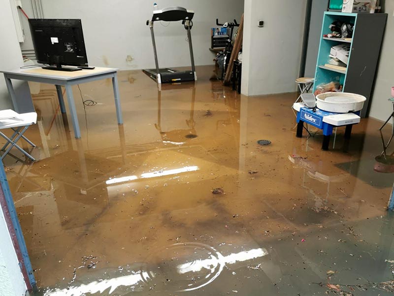 cleaning after water flood damage manchester